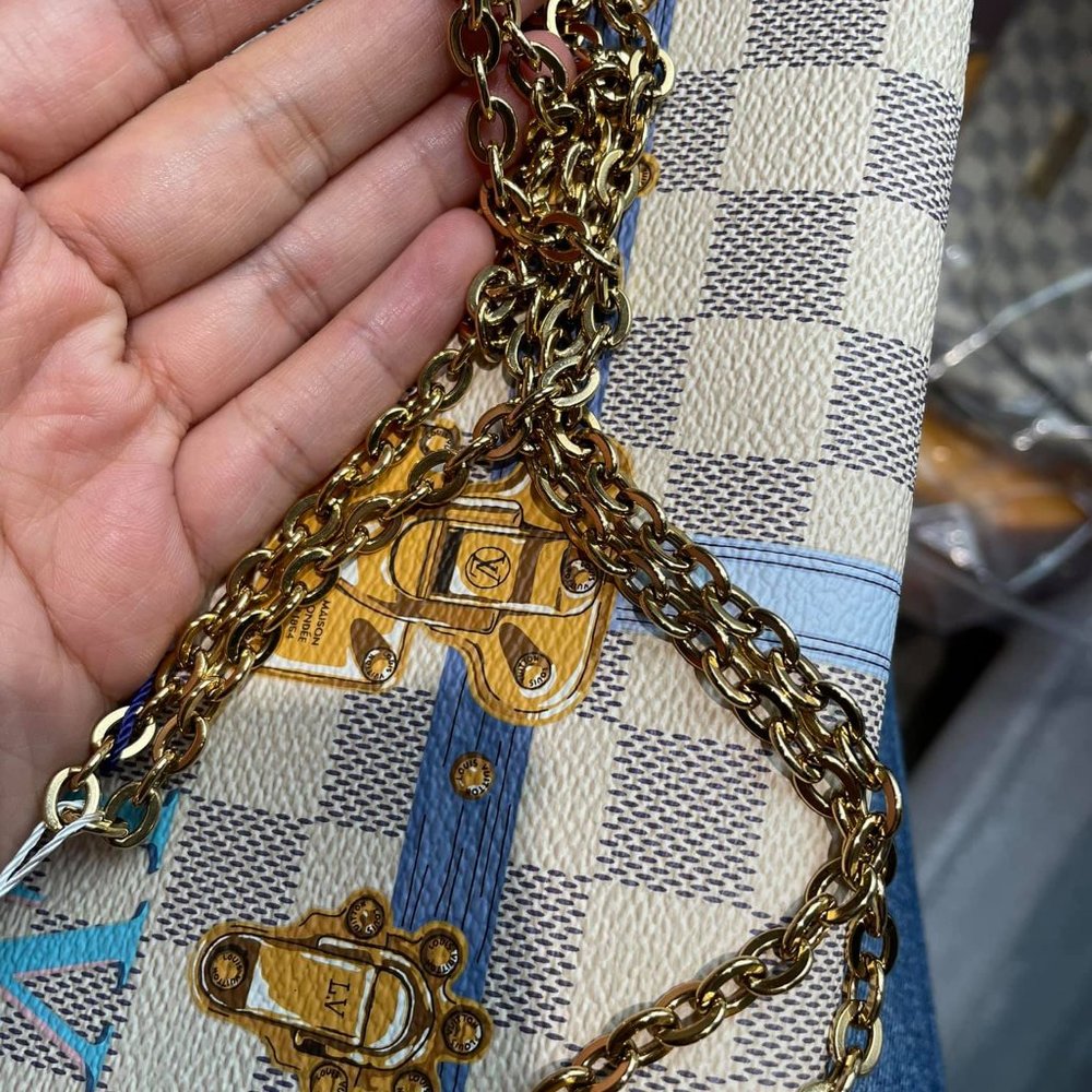 Authentic Louis Vuitton Azur wallet on chain trunk - Picture 7 of 12